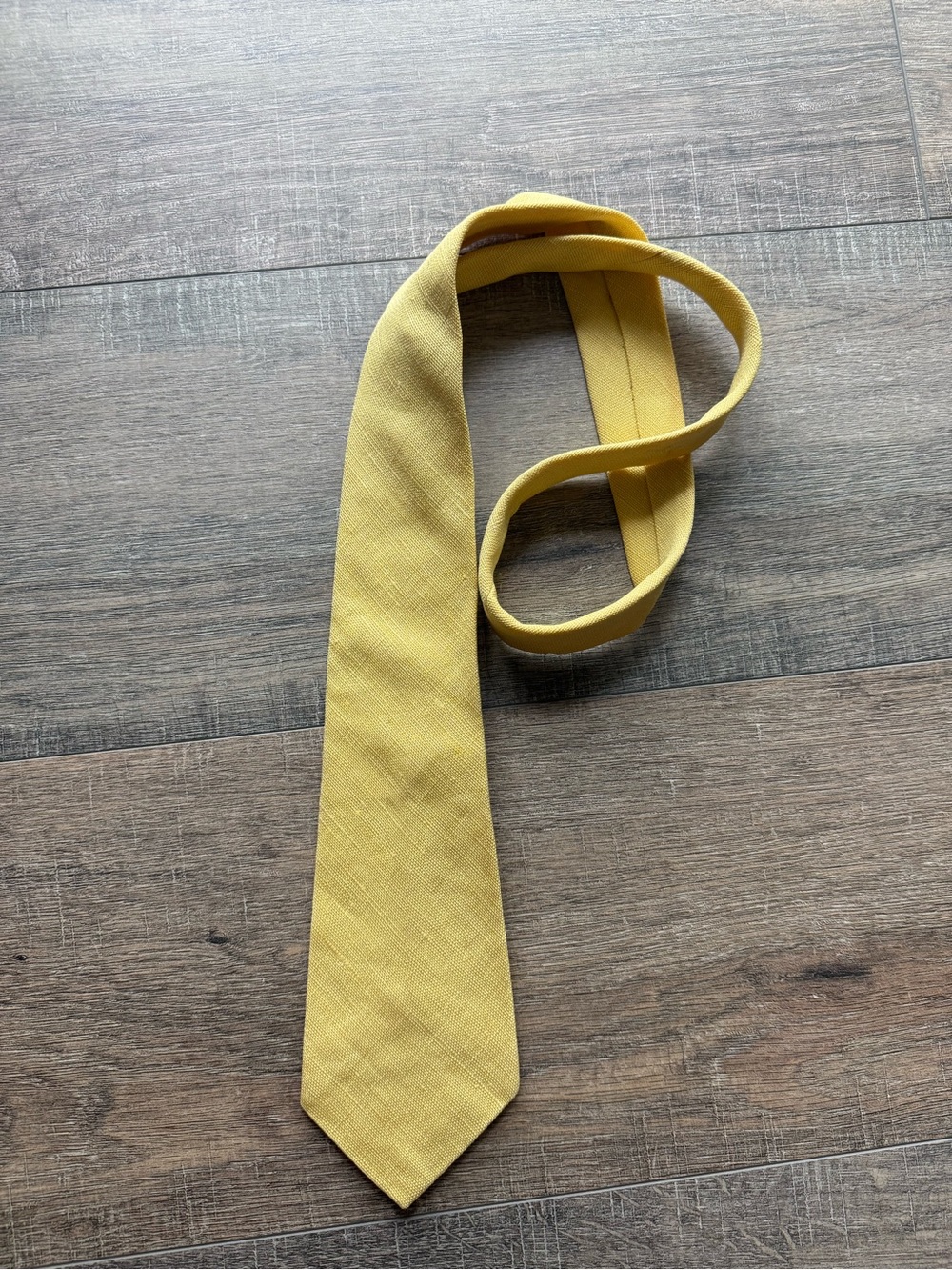 Vintage Burberryβs London 100% Pure Irish Linen Tie | Made in Ireland